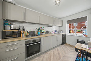 Magpie Way Newbold